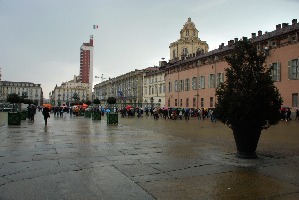 La Santa Sindone - 17 Aprile 2010 Pioggia_013.JPG
